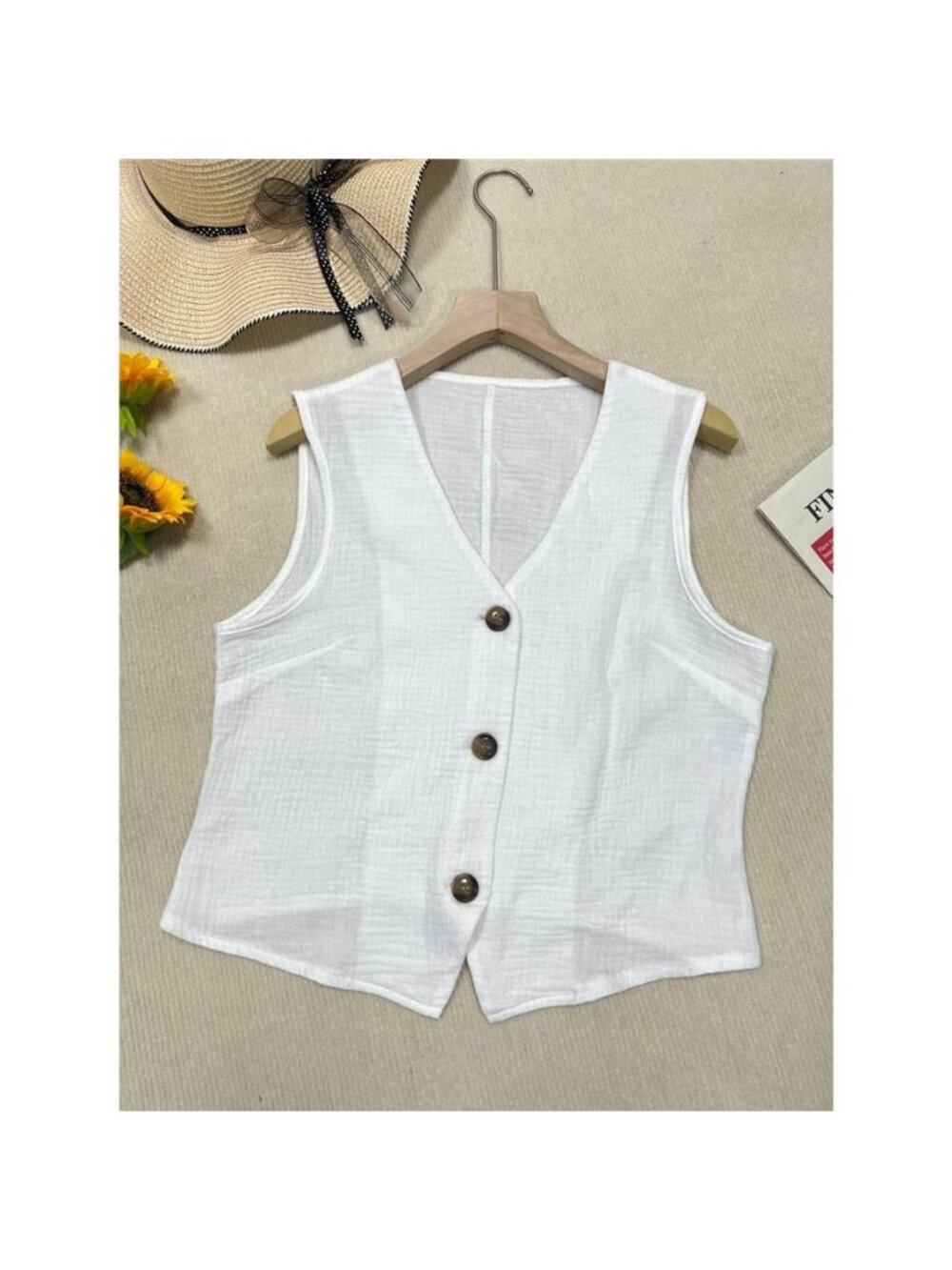 Textured Button-Down Vest - Picture 4 of 8